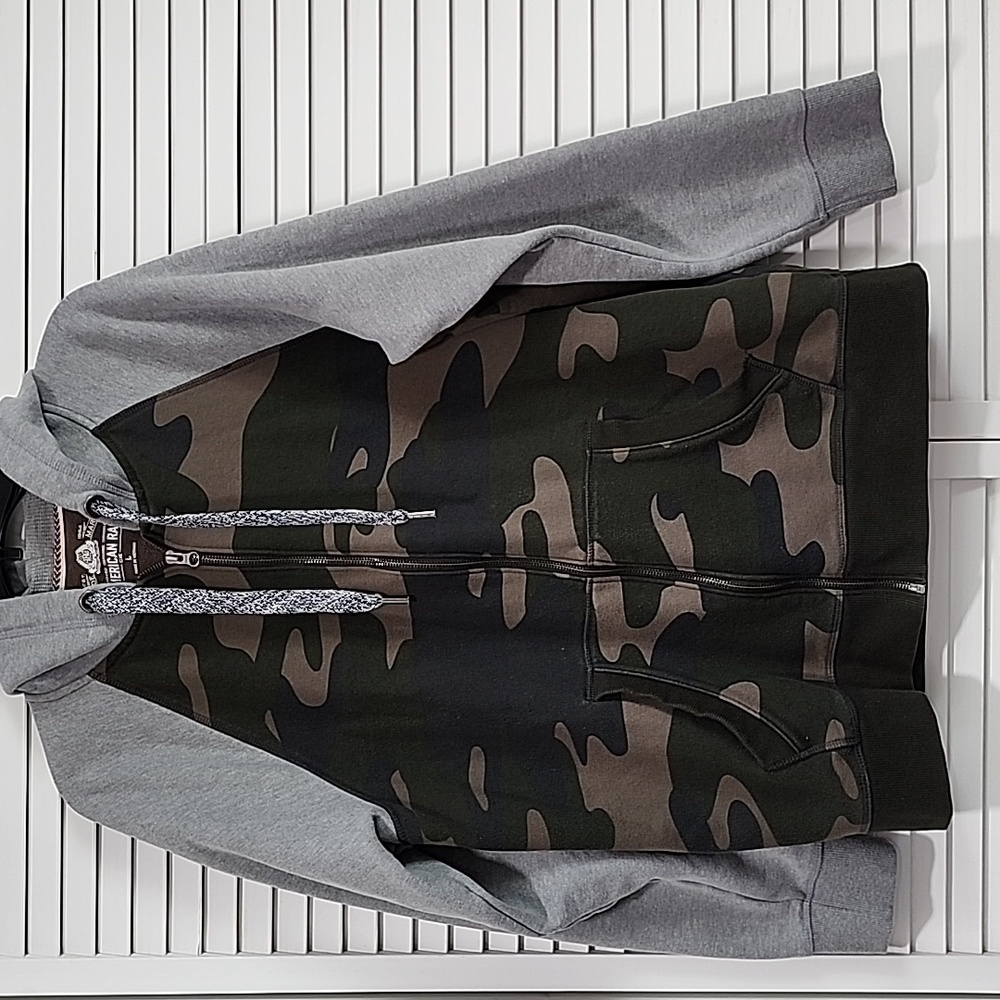 American Rag Men's Large Zip-Up Sweatshirt Hoodie. Camo Green And Gray.